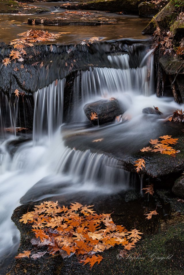 Murphy-Falls-in-Autumn-110715-960